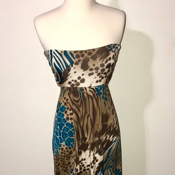 Strapless Long Animal print dress with open back - Picture 4 of 8